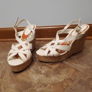 Madden Girl wedges